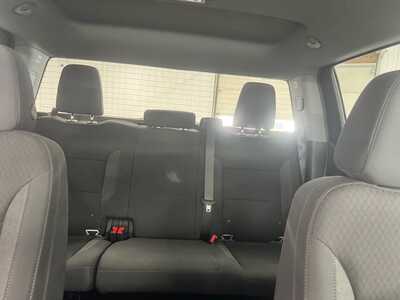2025 Chevrolet 1500 Crew Cab, $45614.0. Photo 11