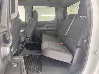 2025 Chevrolet 1500 Crew Cab, $45614.0. Photo 12