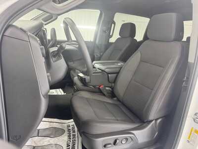 2025 Chevrolet 1500 Crew Cab, $45614.0. Photo 9