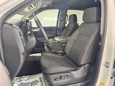 2026 Chevrolet 1500 Crew Cab, $48614.0. Photo 9