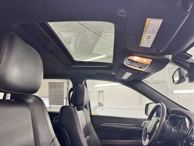 2019 Jeep Grand Cherokee, $22159.0. Photo 11