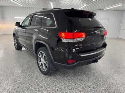 2019 Jeep Grand Cherokee, $22159.0. Photo 3