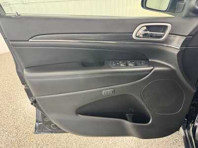2019 Jeep Grand Cherokee, $22159.0. Photo 8