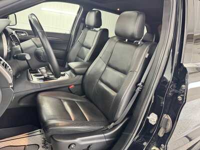 2019 Jeep Grand Cherokee, $22159.0. Photo 9