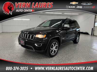 2019 Jeep Grand Cherokee, $22159.0. Photo 1