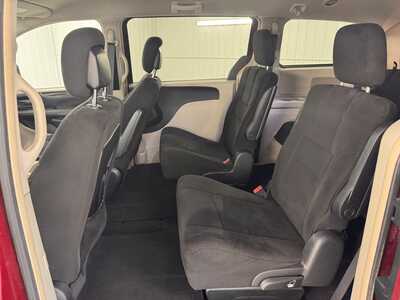 2011 Chrysler Town & Country, $4159.0. Photo 12