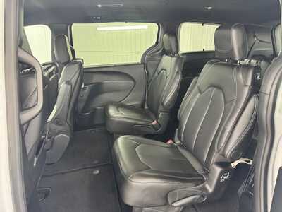 2025 Chrysler Pacifica, $40159.0. Photo 12