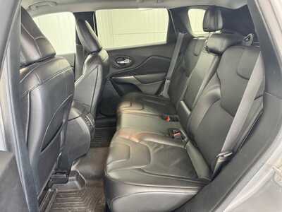 2020 Jeep Cherokee, $18159.0. Photo 12