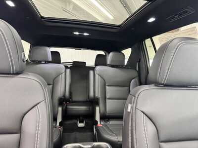 2026 Chevrolet Traverse, $49429.0. Photo 12