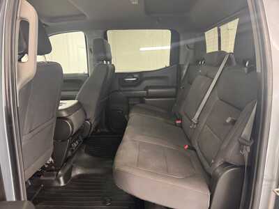 2021 Chevrolet 1500 Crew Cab, $34159.0. Photo 12