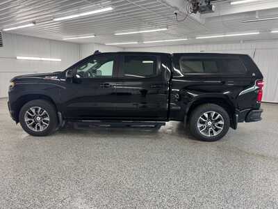 2020 Chevrolet 1500 Crew Cab, $36159.0. Photo 2