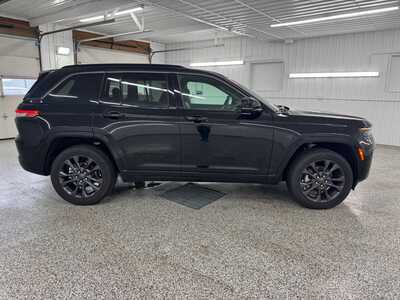 2026 Jeep Grand Cherokee, $45159.0. Photo 5