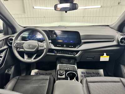 2027 Chevrolet Equinox, $36129.0. Photo 7