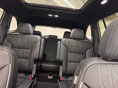 2025 Buick Enclave, $56159.0. Photo 12