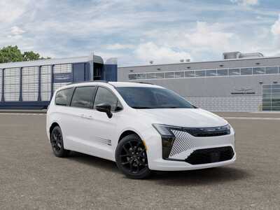 2027 Chrysler Pacifica, $47699.0. Photo 3