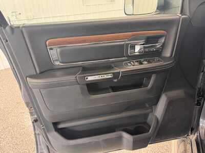 2017 RAM 1500 Crew Cab, $21159.0. Photo 8