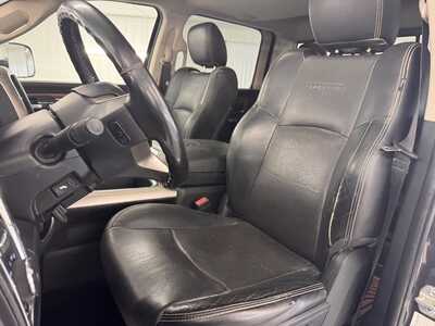 2017 RAM 1500 Crew Cab, $21159.0. Photo 9