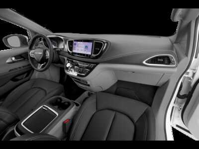 2024 Chrysler Pacifica, $40159.0. Photo 11