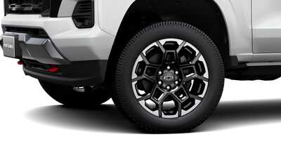 2026 Chevrolet Colorado Crew Cab, $45629.0. Photo 3