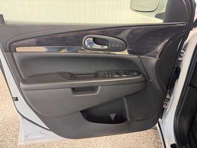 2016 Buick Enclave, $11159.0. Photo 8
