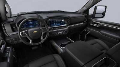 2026 Chevrolet 2500 Crew Cab, $84274.0. Photo 5