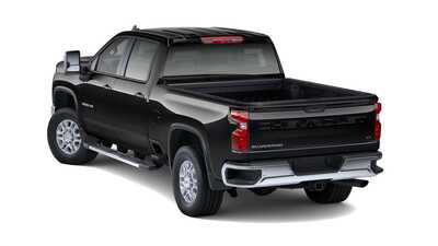 2026 Chevrolet 2500 Crew Cab, $66934.0. Photo 2