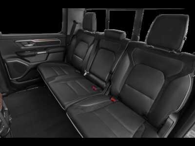 2021 RAM 1500 Crew Cab, $34889.0. Photo 9