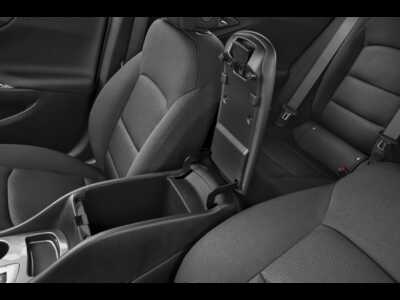 2025 Chevrolet Malibu, $24159.0. Photo 10