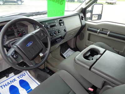2010 Ford F350 Ext Cab, $29900. Photo 7