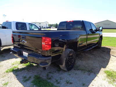 2018 Chevrolet 2500 Crew Cab, $47500. Photo 6