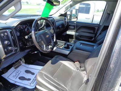 2018 Chevrolet 2500 Crew Cab, $47500. Photo 7