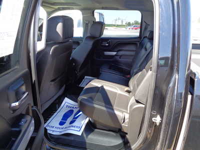 2018 Chevrolet 2500 Crew Cab, $38900. Photo 8