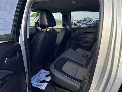 2018 Chevrolet Colorado Crew Cab, $29500. Photo 9