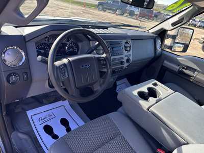 2016 Ford F250 Crew Cab, $29500. Photo 7