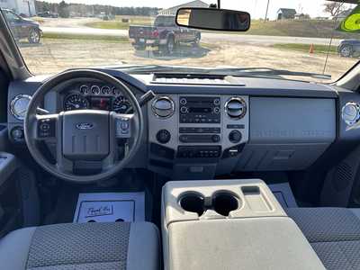 2016 Ford F250 Crew Cab, $27900. Photo 8