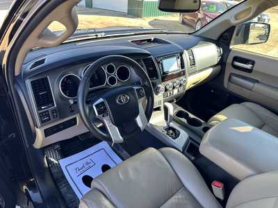 2014 Toyota Sequoia, $19500. Photo 7