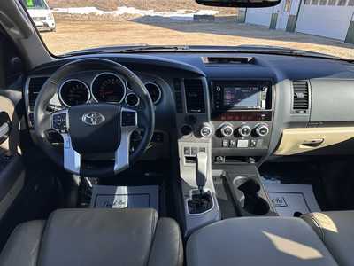 2014 Toyota Sequoia, $19500. Photo 8
