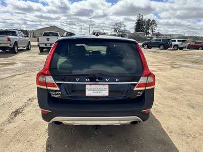 2015 Volvo XC70, $13900. Photo 5