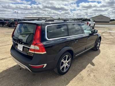 2015 Volvo XC70, $13900. Photo 6