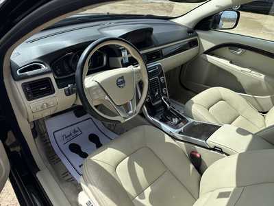 2015 Volvo XC70, $12995. Photo 7