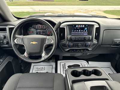 2017 Chevrolet 1500 Crew Cab, $21500. Photo 8