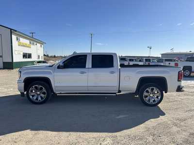 2017 GMC 1500 Crew Cab, $28500. Photo 4