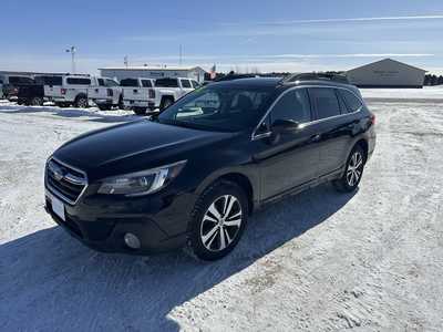 2018 Subaru Outback, $14500. Photo 3