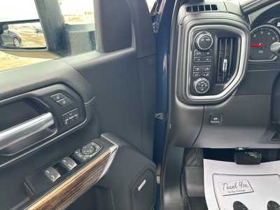 2020 Chevrolet 2500 Crew Cab, $36500. Photo 11