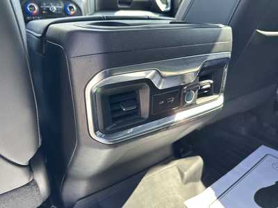 2022 Chevrolet 2500 Crew Cab, $52500. Photo 12