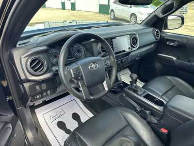 2020 Toyota Tacoma, $31500. Photo 8