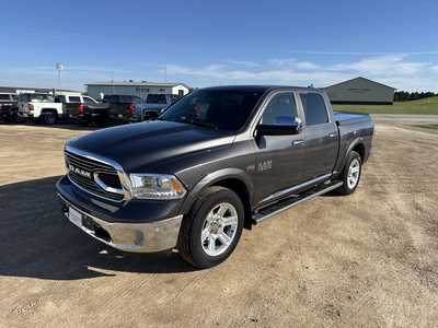 2016 RAM 1500 Crew Cab, $21500. Photo 3