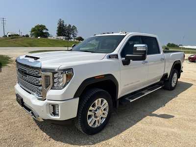 2021 GMC 2500 Crew Cab, $55950. Photo 3