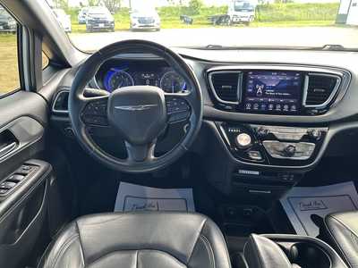 2018 Chrysler Pacifica, $14500. Photo 10