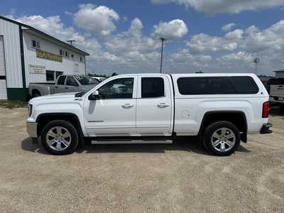 2017 GMC 1500 Ext Cab, $20950. Photo 4